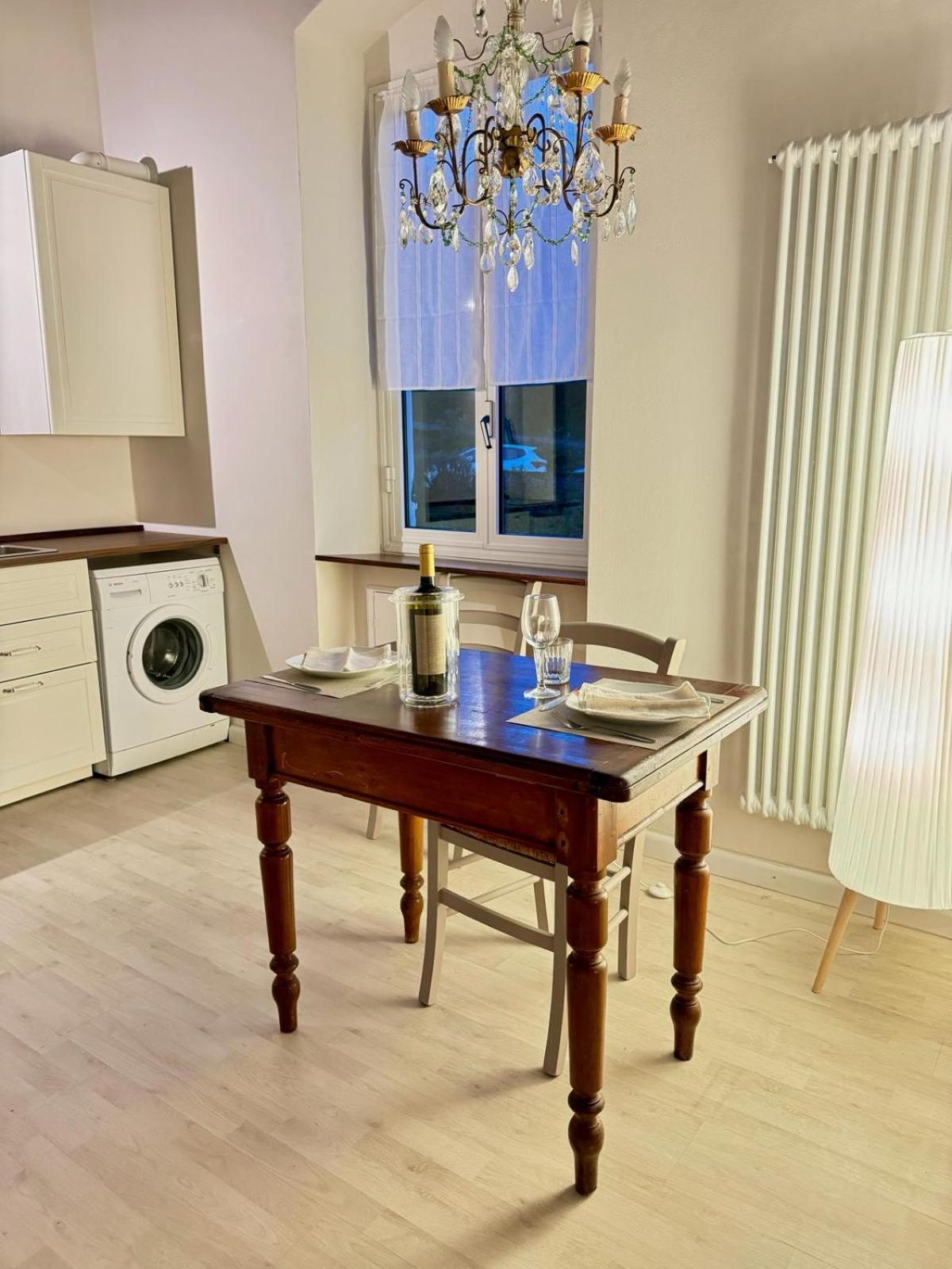 Апартаменти Chez Amelie Ла-Спеція Екстер'єр фото