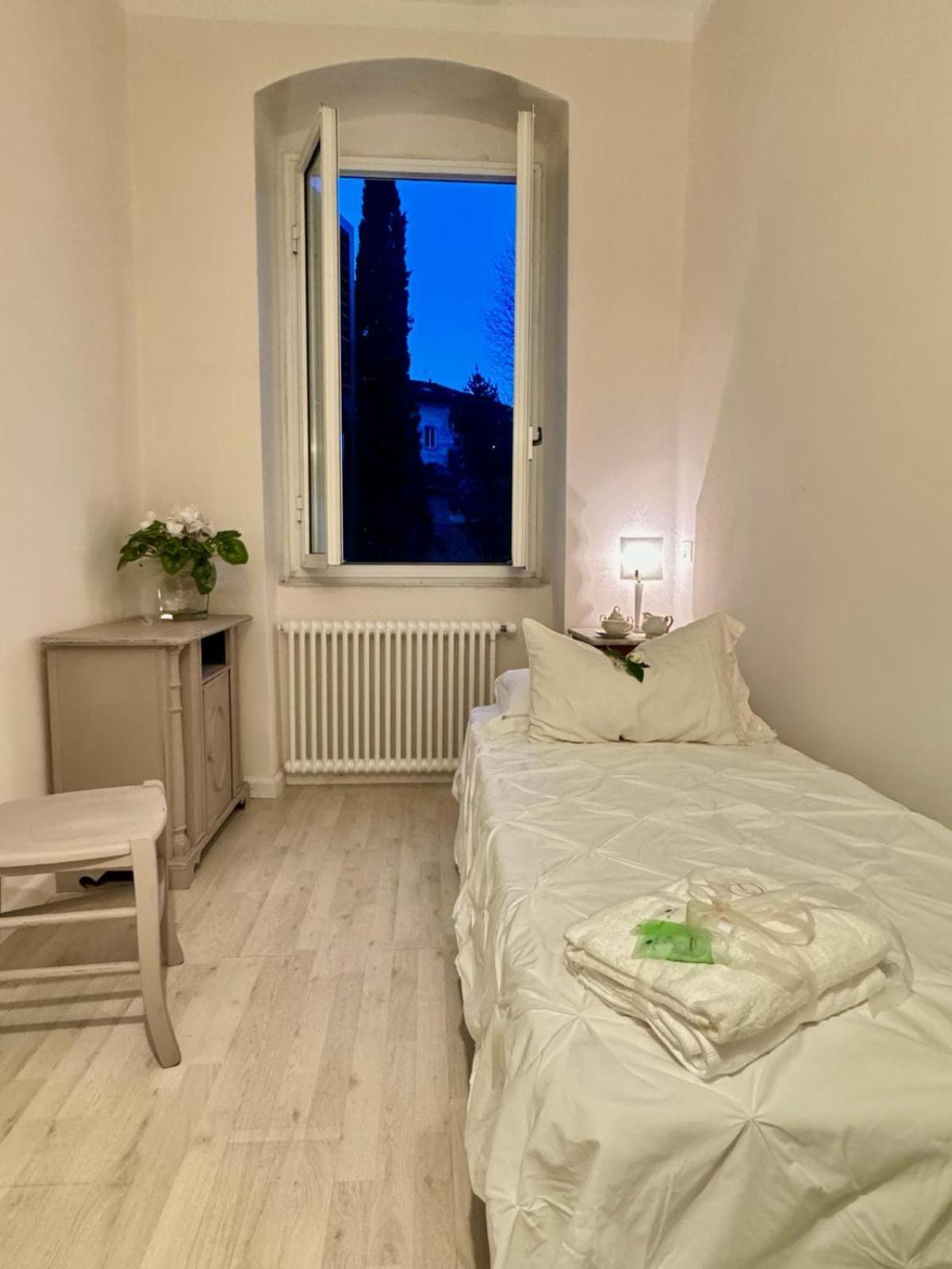 Апартаменти Chez Amelie Ла-Спеція Екстер'єр фото